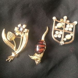 Lot of 3 Vintage Goldtone Broaches